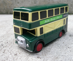 Trackmaster Bugly the Bus